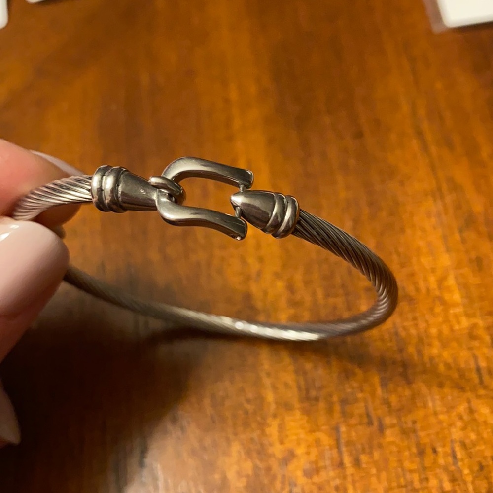 Stainless steel bangle